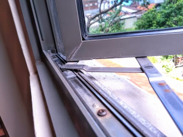 Cost of Hinged Window Replacement in San Diego